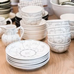 Creative Co-op Freeport Hand-Painted Stoneware Plate Kitchen