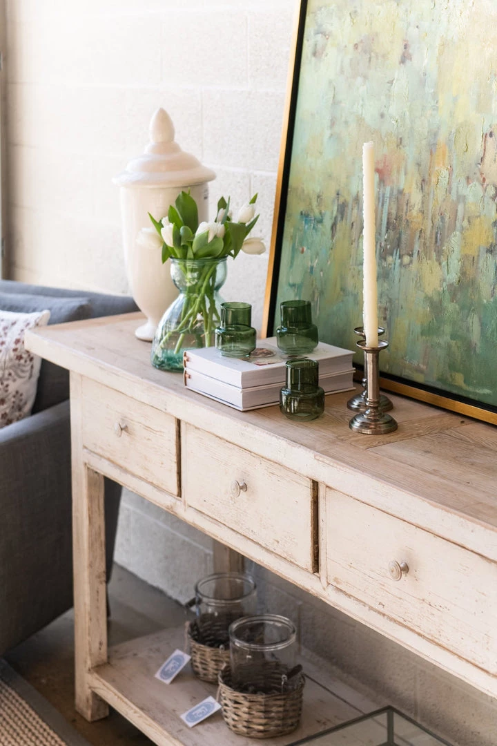 Lily's Living Bridgeport Four-Drawer Console Table 3 Lily's Living Bridgeport Four-Drawer Console Table