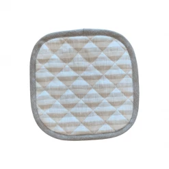 Magic Linen Colorpop Quilted Pot-holder Cake By Courtney