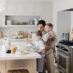 Magic Linen Shortstack Linen Apron