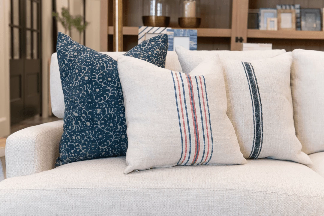 Filling Spaces Kochin Pillow 2 Filling Spaces Kochin Pillow