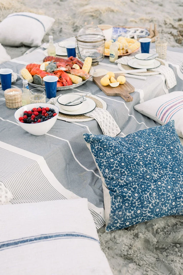 Filling Spaces Kochin Pillow 3 Filling Spaces Kochin Pillow