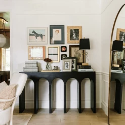 Noir Triomphe Console Courtney Grow